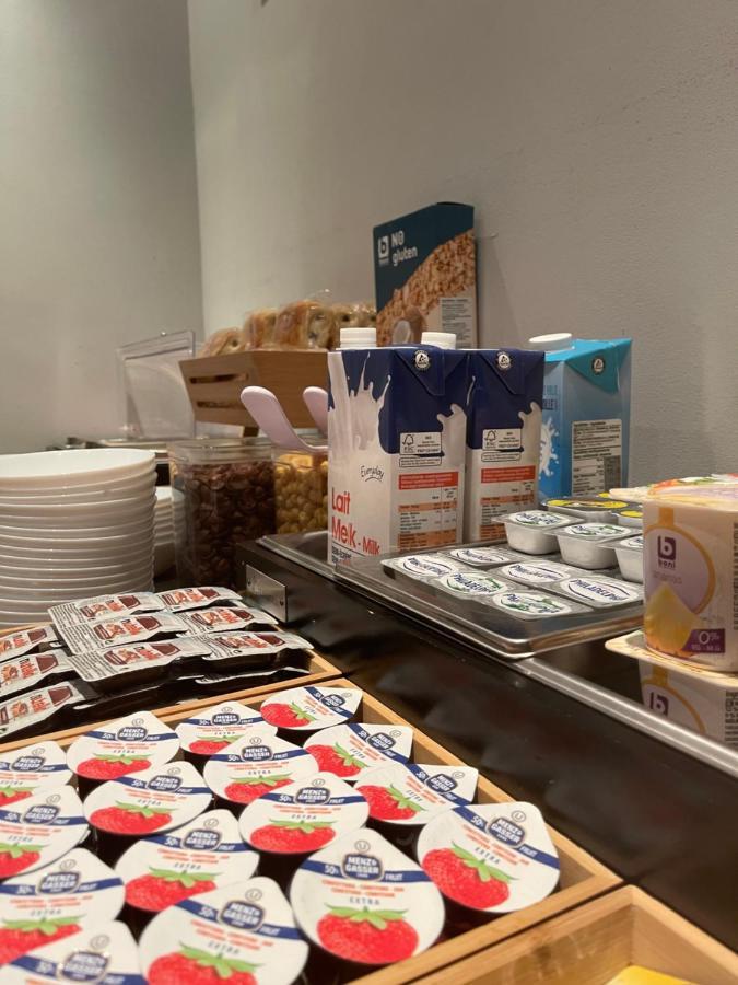 Safestay Brussels Grand Place Bagian luar foto